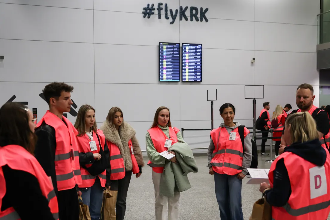 Testy tymczasowej poczekalni przedodlotowej Pre-Boarding Zone w Kraków Airport