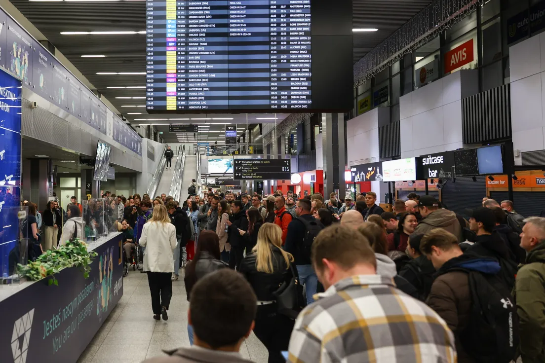 Testy tymczasowej poczekalni przedodlotowej Pre-Boarding Zone w Kraków Airport