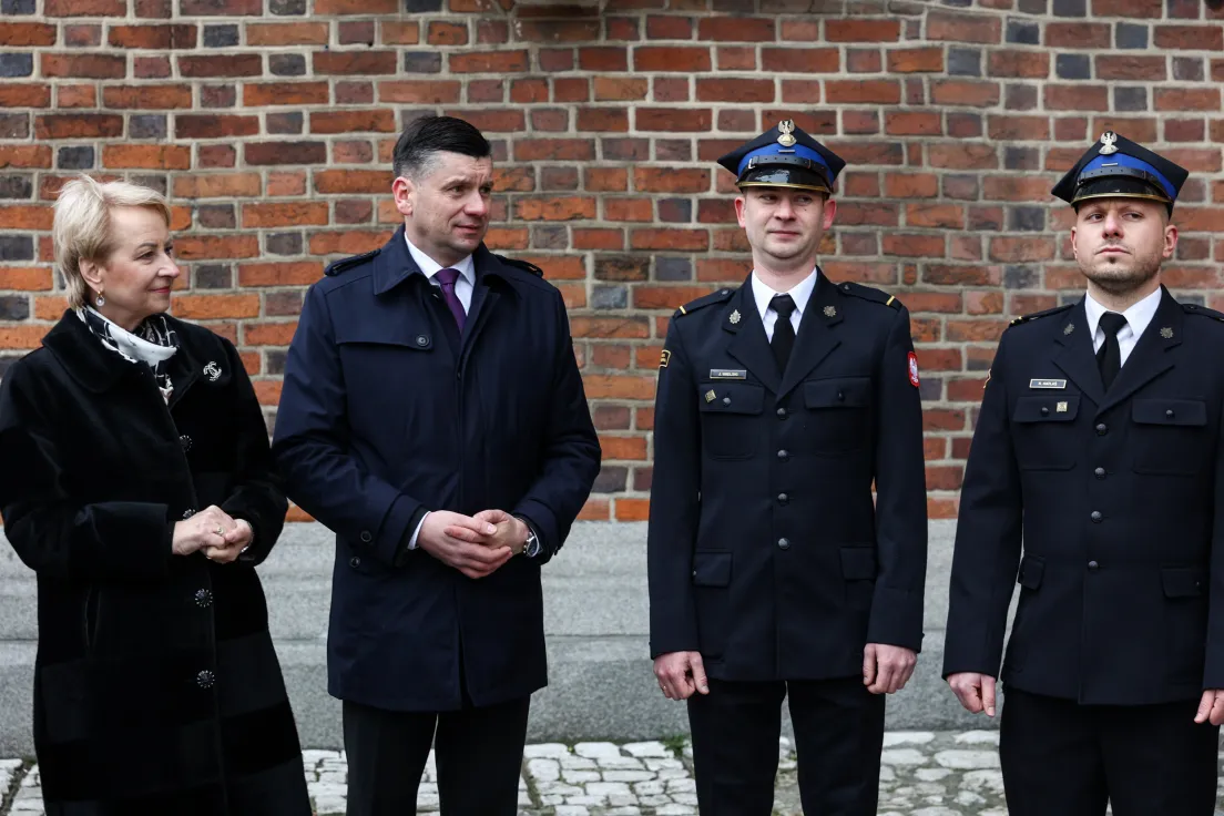 Przekazanie nowych trąbek dla krakowskich hejnalistów
