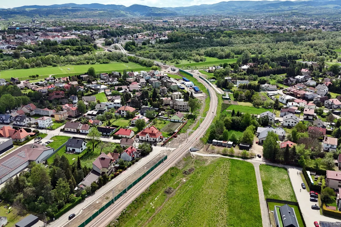 Nowy tor kolejowy w Chełmcu, w rejonie ul. Axentowicza