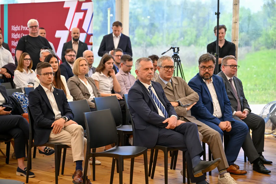 Wmurowanie aktu erekcyjnego pod budowę 7R HUB przy ul. Igołomskiej