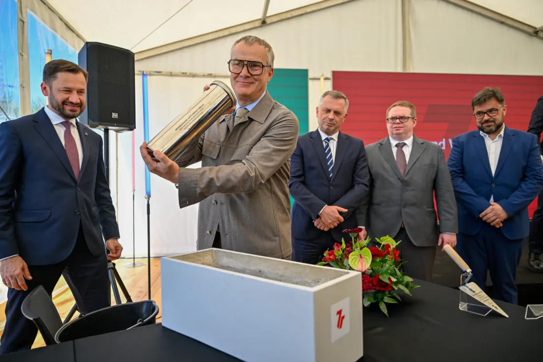 Wmurowanie aktu erekcyjnego pod budowę 7R HUB przy ul. Igołomskiej