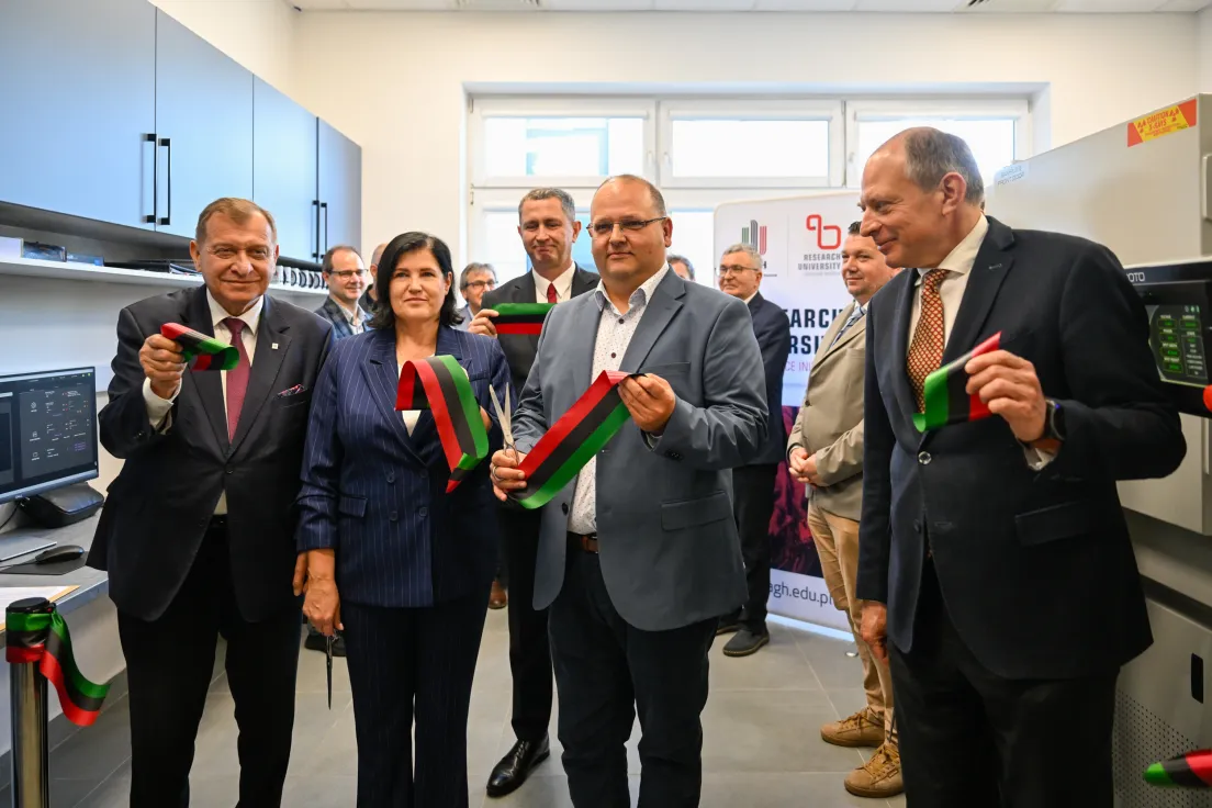 Otwarcie Laboratorium Zaawansowanych Technik Rentgenowskich na Wydziale Fizyki i Informatyki Stosowanej na AGH
