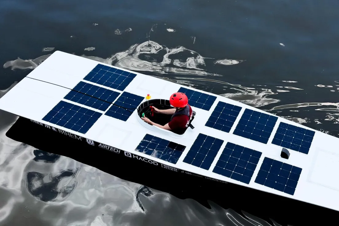 Łódź solarna