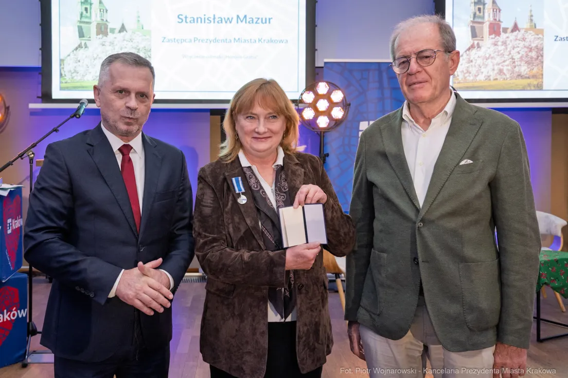 Od lewej: Stanisław Mazur, Ewa Woch, Paweł Nikliński
