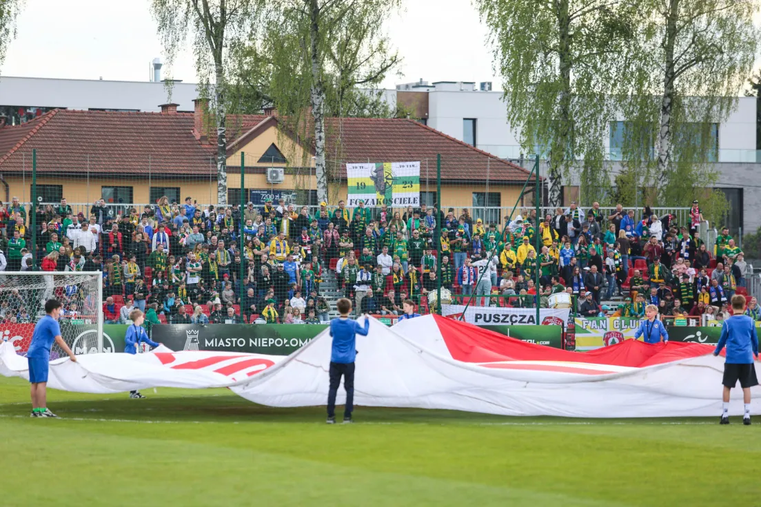 Mecz Puszcza Niepołpomice - Znicz Pruszków