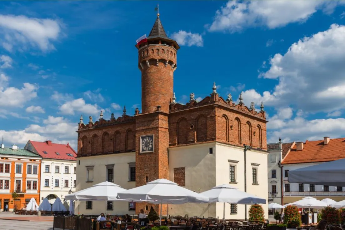 Nie chcą hetmana Tarnowskiego na Rynku. Bo spiżowy i na cokole nie ...