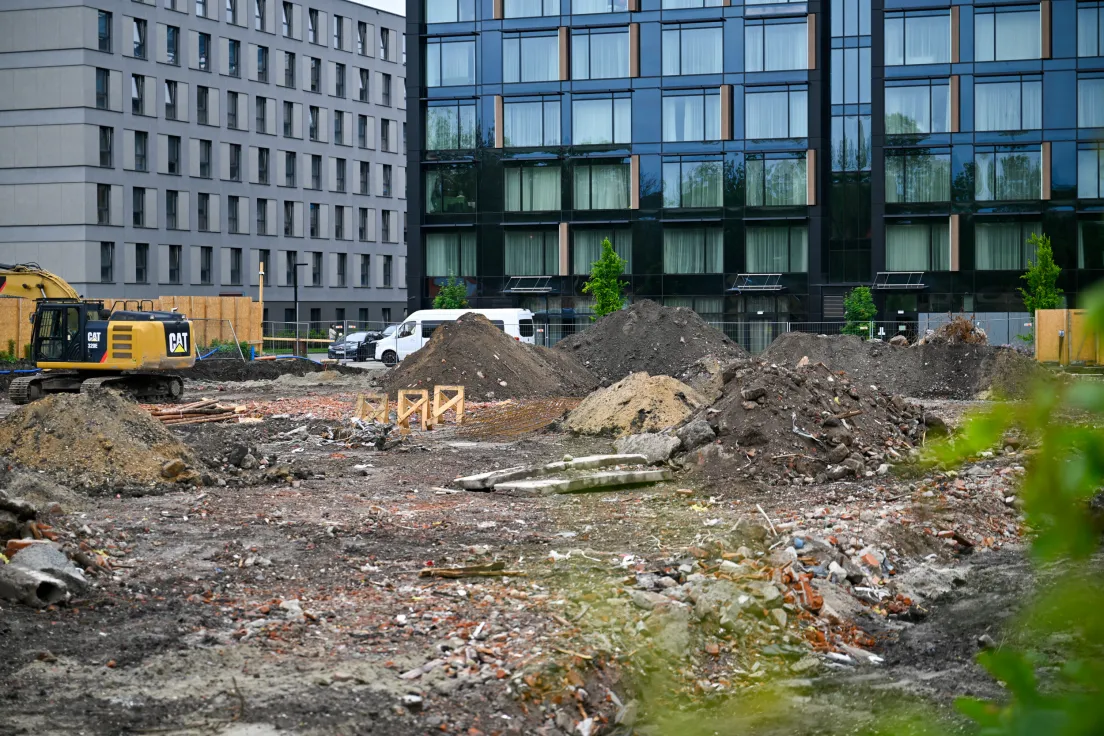 Prace budowlane przy Błoniach obok stadionu miejskiego