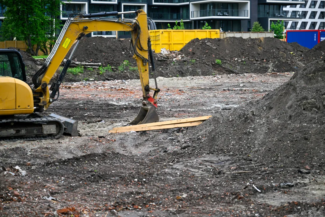 Prace budowlane przy Błoniach obok stadionu miejskiego