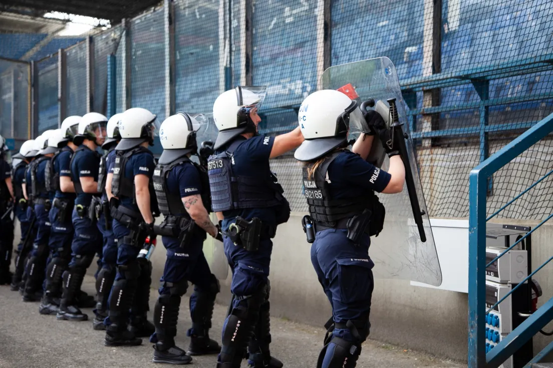 Policja na stadionie miejskim w Krakowie