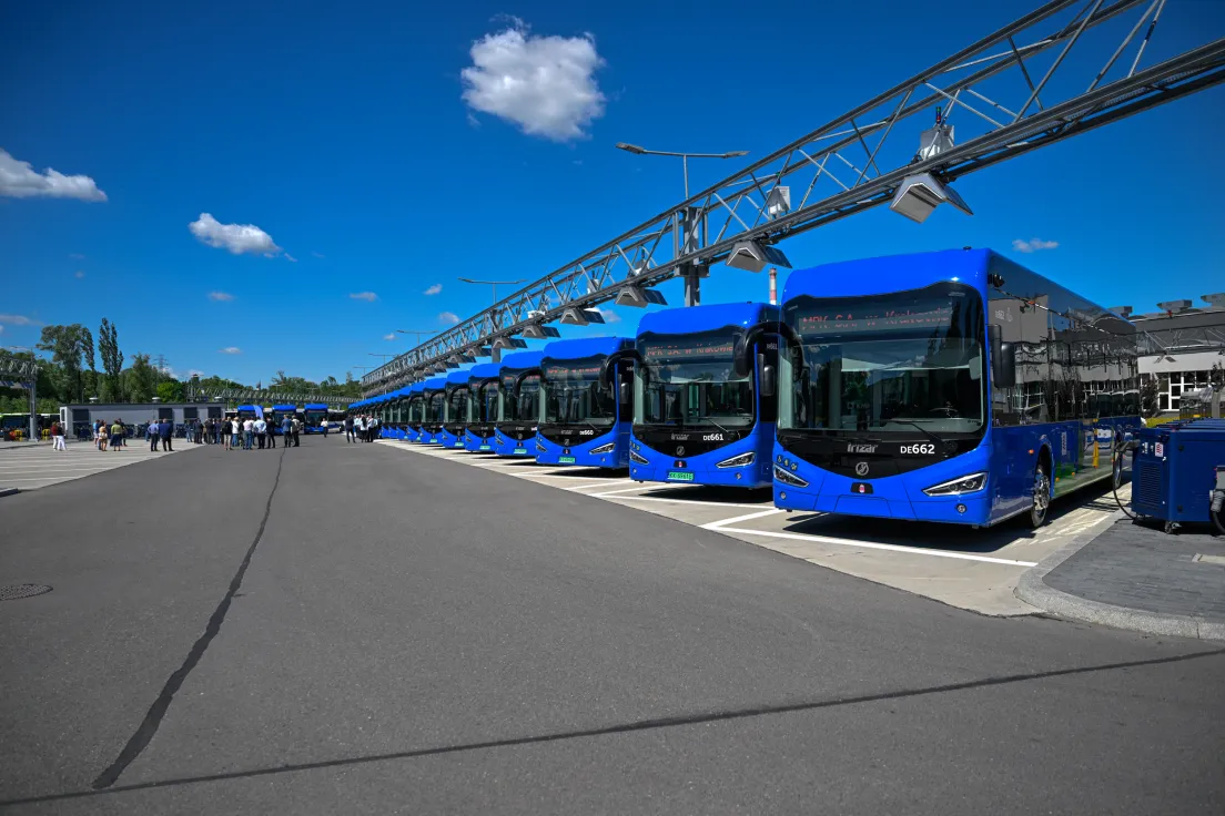 Prezentacja nowych autobusów elektrycznych Irizar