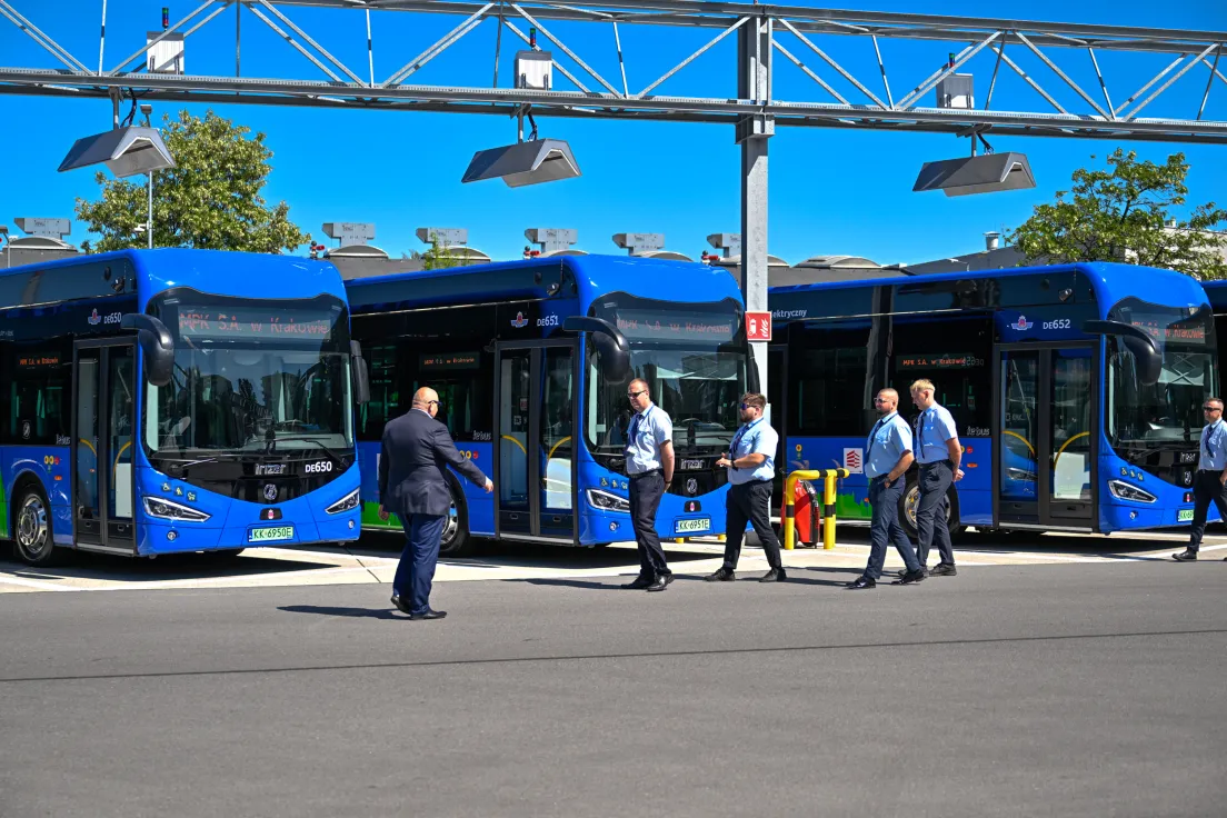 Prezentacja nowych autobusów elektrycznych Irizar