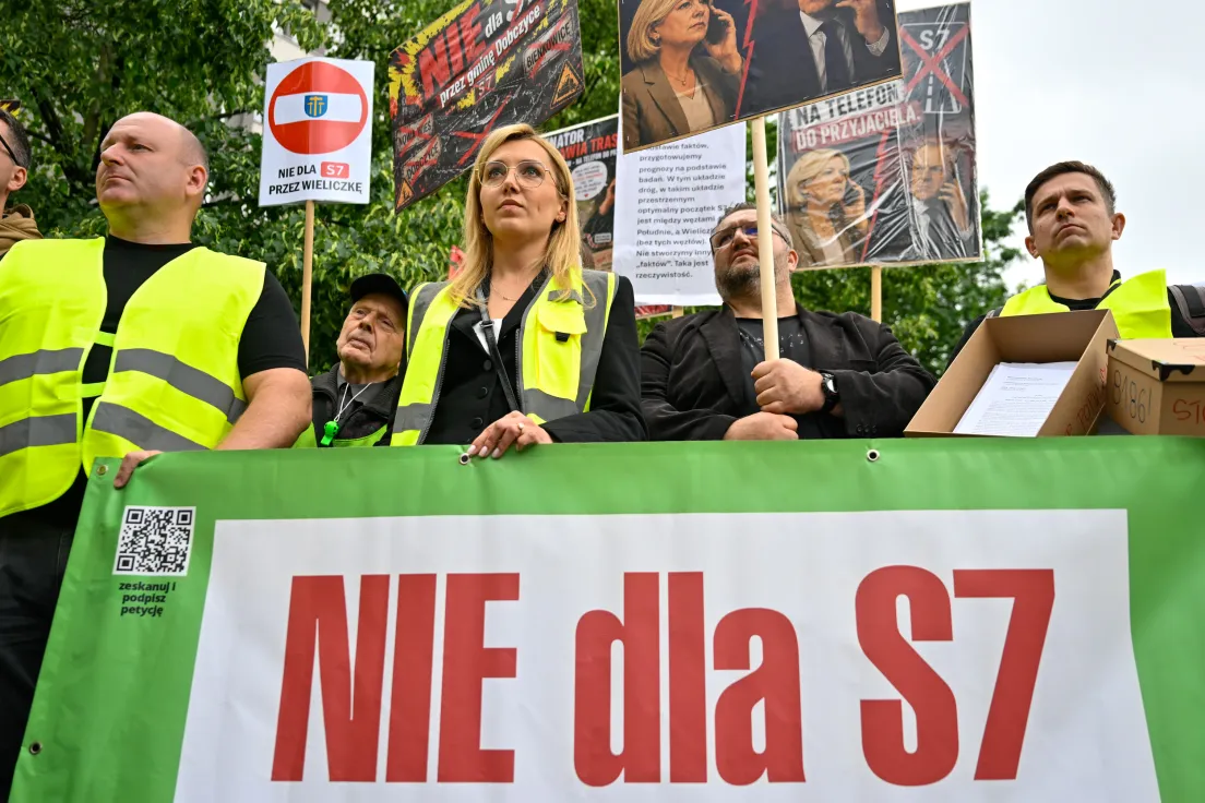 Protest mieszkańców przeciwko planowanej budowie trasy S7