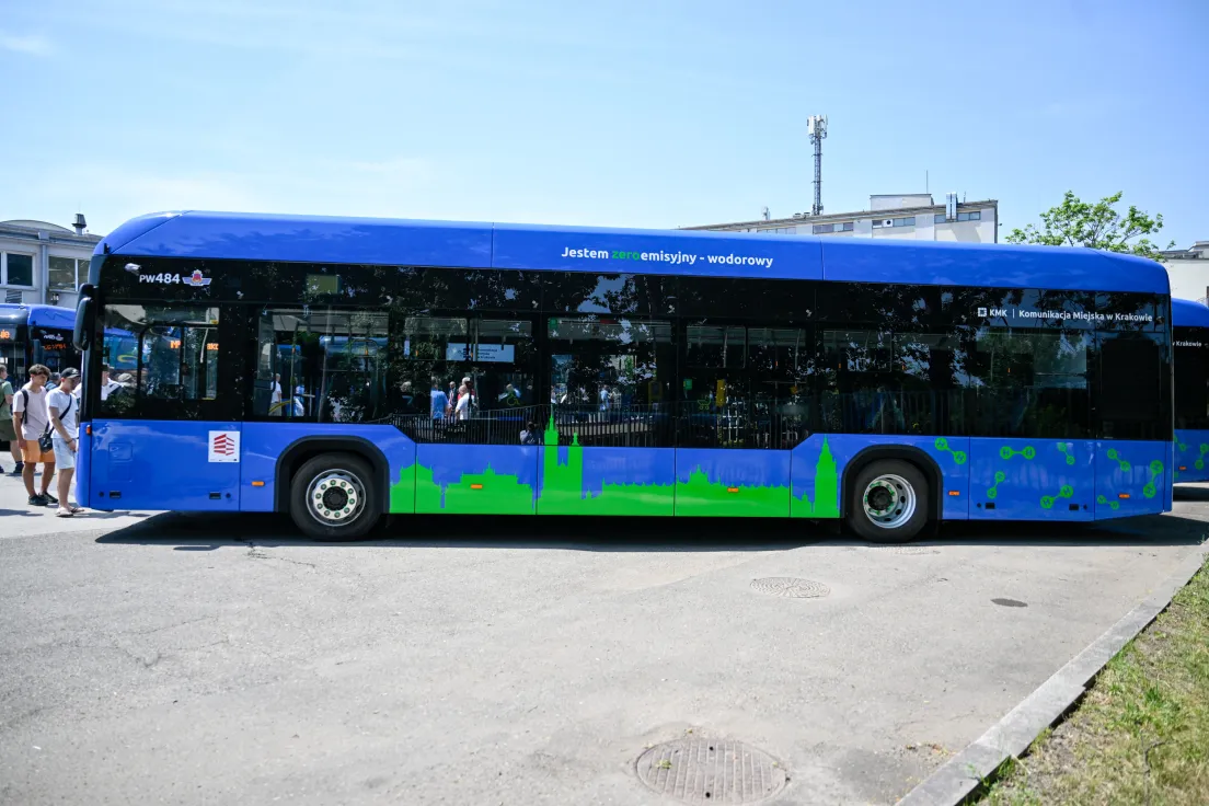 Przekazanie nowych autobusów wodorowych dla MPK