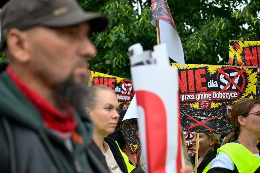 Protest mieszkańców przeciwko planowanej budowie trasy S7