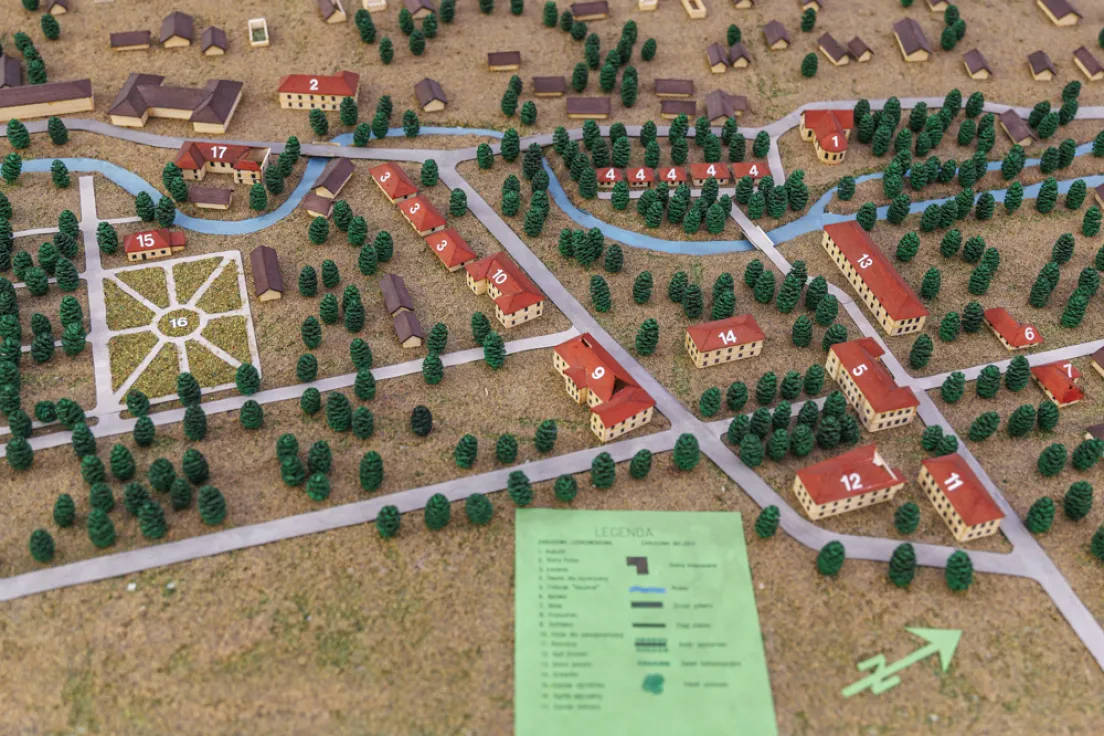 Park przy Małopolskim Szpitalu Rehabilitacyjnym w Krzeszowicach