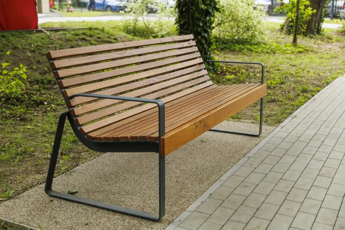 Park przy Małopolskim Szpitalu Rehabilitacyjnym w Krzeszowicach