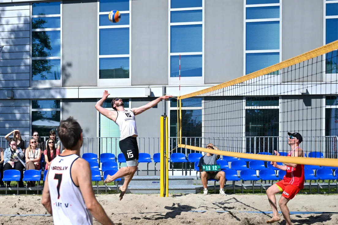 VIII edycja turnieju siatkówki plażowej Enterprise Park Kraków Cup