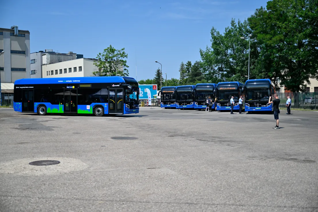 Przekazanie nowych autobusów wodorowych dla MPK