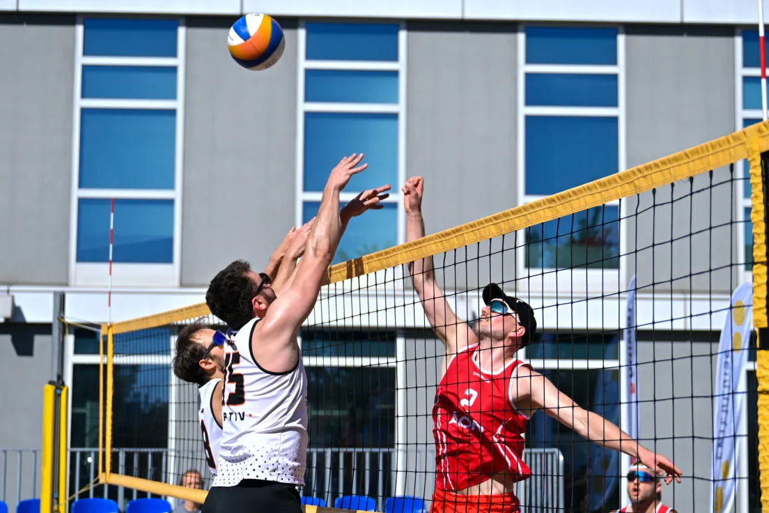 VIII edycja turnieju siatkówki plażowej Enterprise Park Kraków Cup