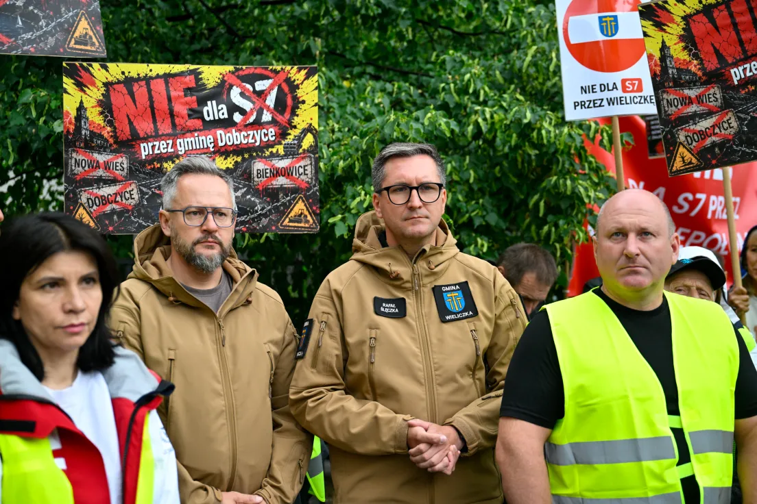 Protest mieszkańców przeciwko planowanej budowie trasy S7