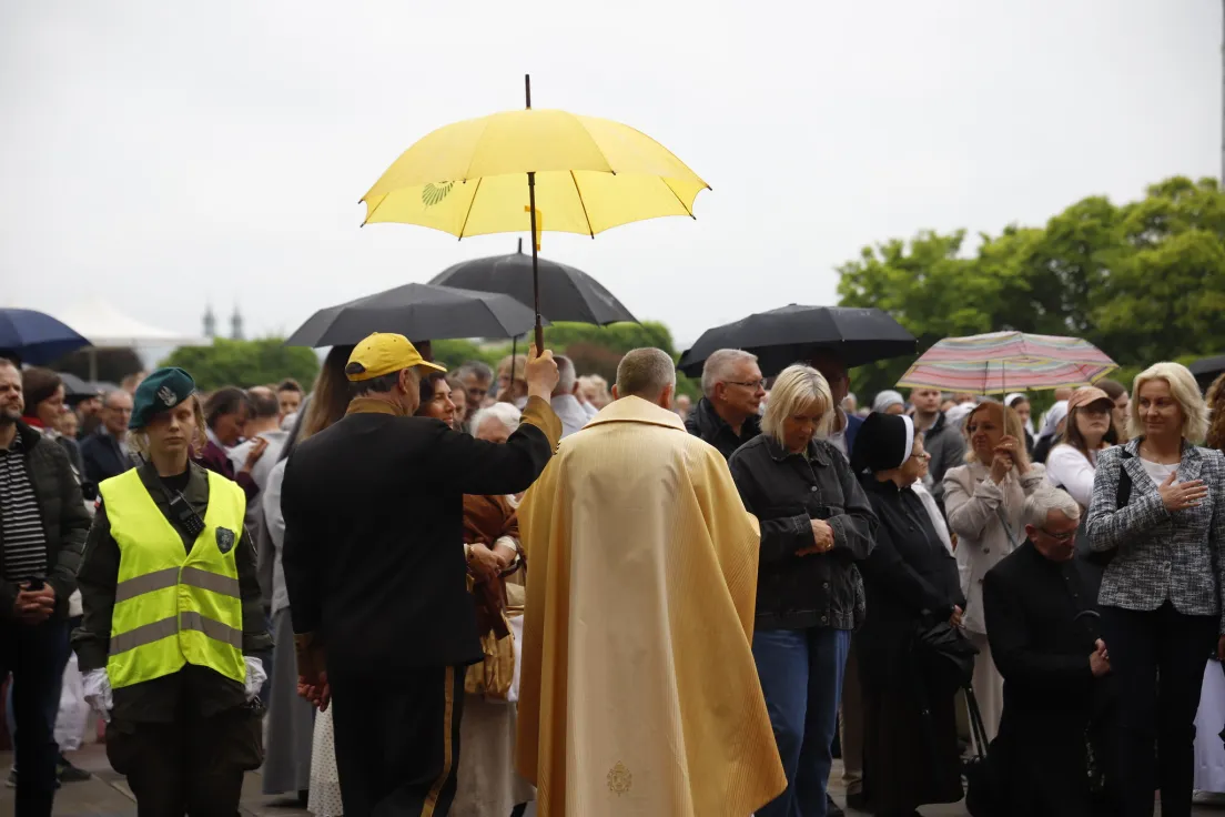 Centralna procesja Bożego Ciała w Krakowie z Wawelu na Rynek Główny