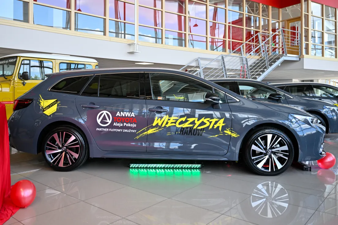 Rozpoczęcie współpracy pomiędzy klubem Wieczysta Kraków a salonem Toyota ANWA