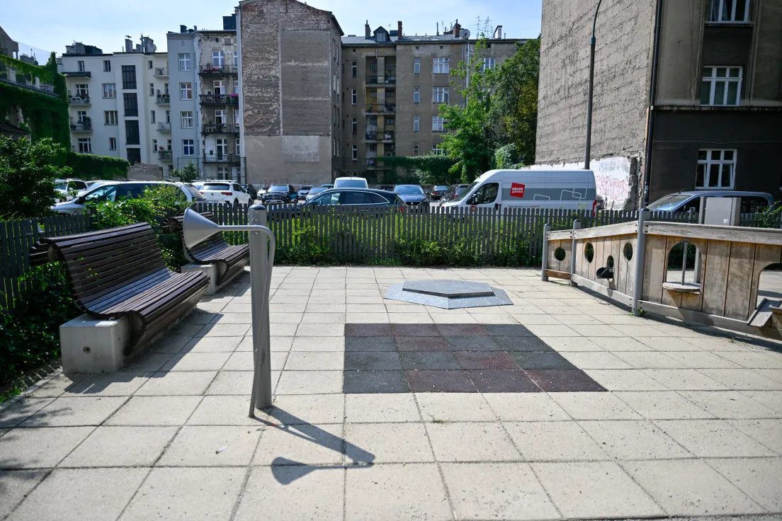 Plac zabaw na pl. Biskupim