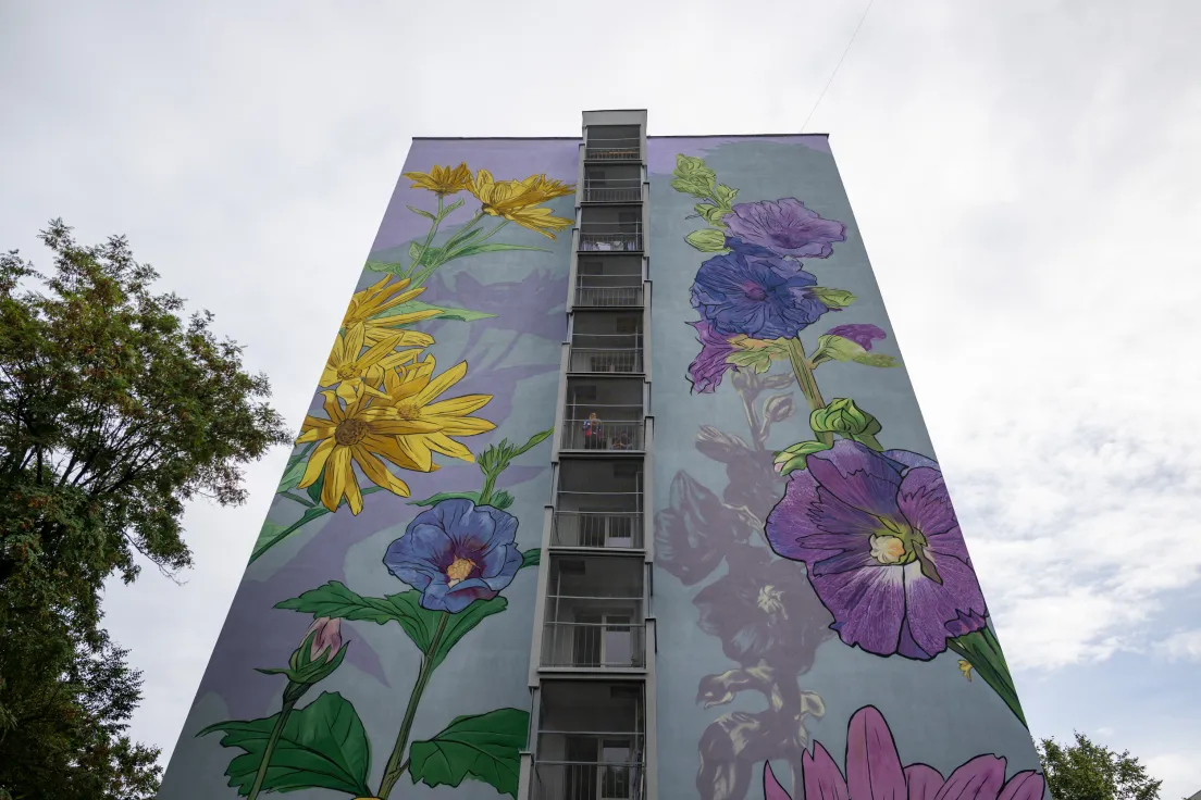 Nowy mural na bloku przy ul. Spółdzielców 13