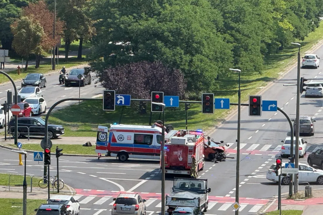 Wypadek przy ul. Armii Krajowej i Przybyszewskiego 