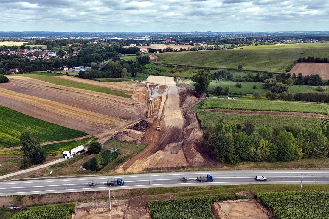 Suchoraba, prace ziemne przy budowie linii kolejowej