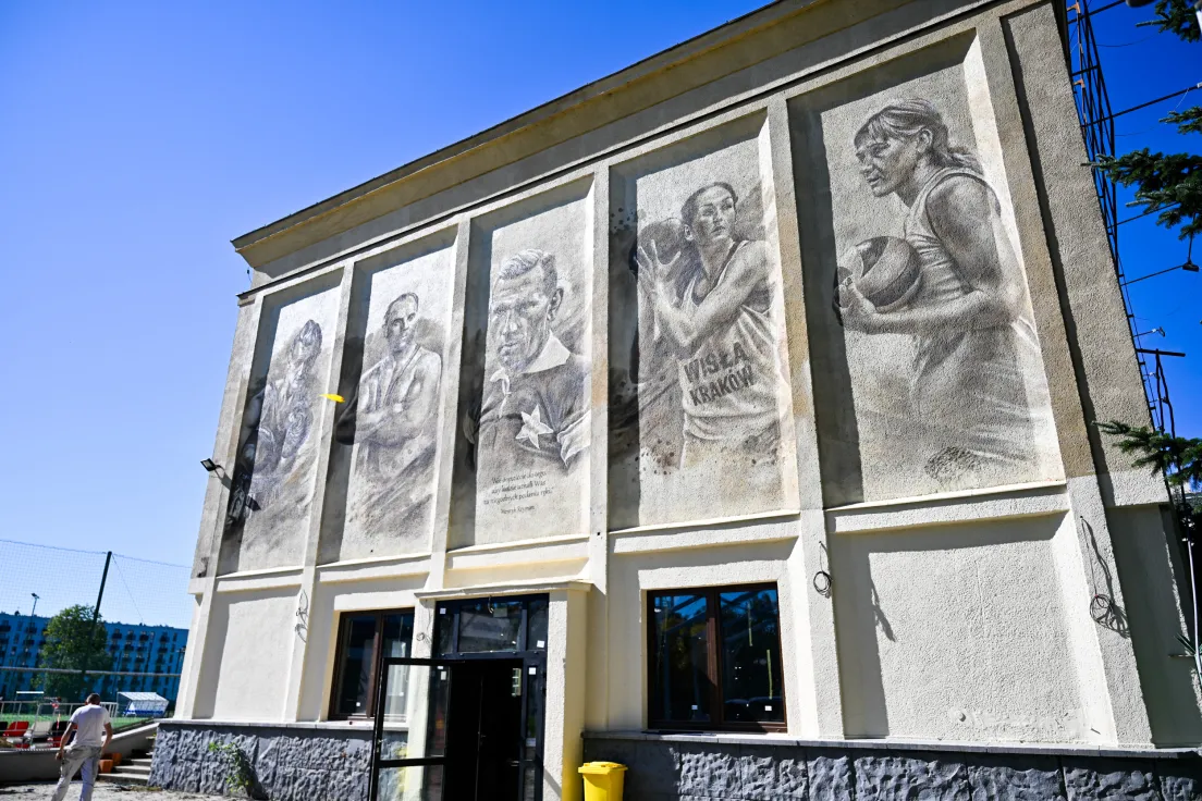 Mural na budynku TS Wisła