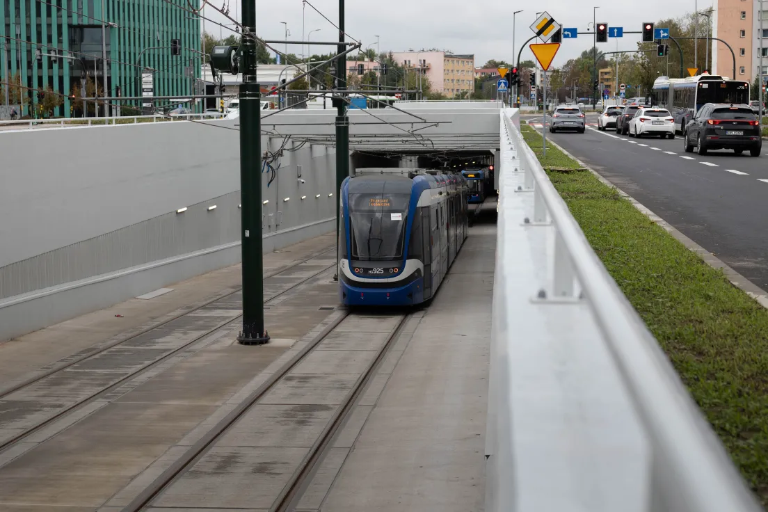 Przejazd testowy nową linią do Mistrzejowic