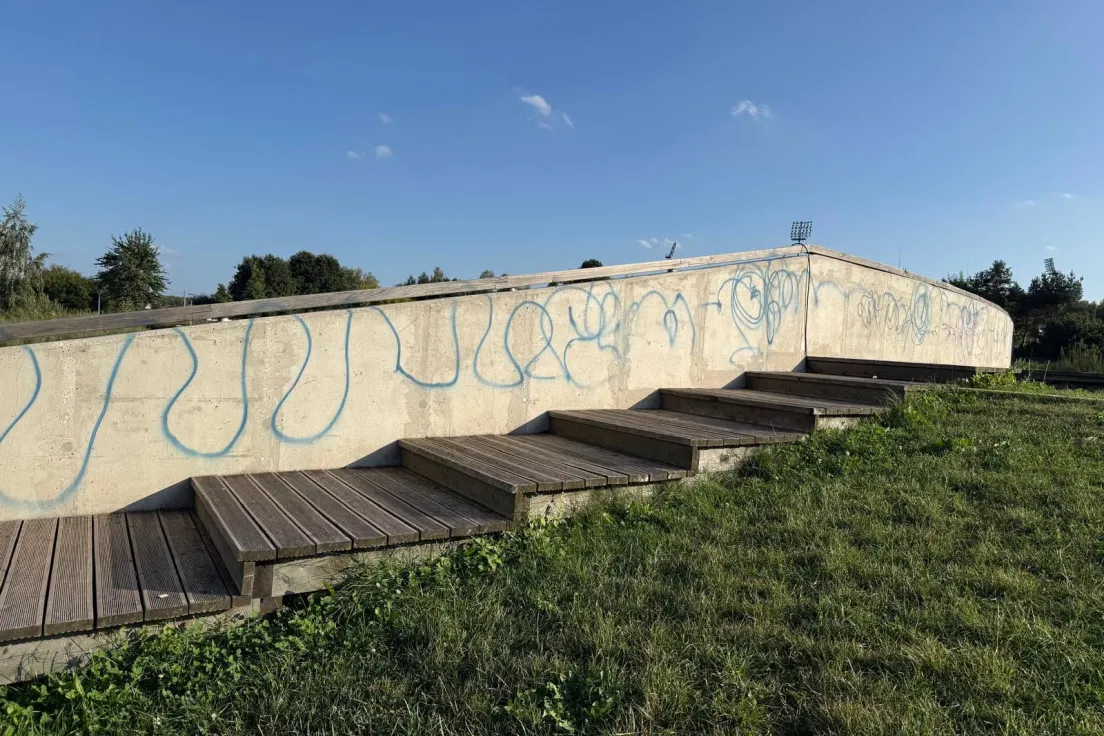 Zniszczone Niepołomickie Błonia