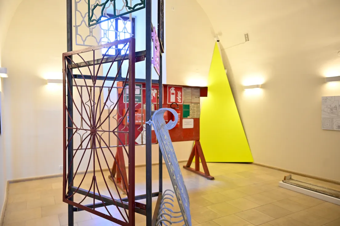 Wystawa „Lary i penaty. Obudowaniu poczucia bezpieczeństwa w architekturze”