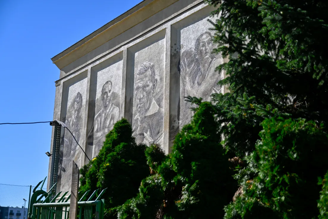 Mural na budynku TS Wisła