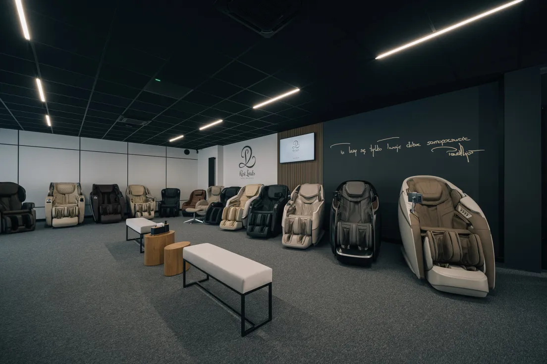 R-ShowRoom Rest Lords