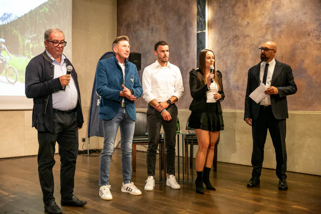 Kamil Stoch i Justyna Kowalczyk nagrodzeni przez region Val di Fiemme