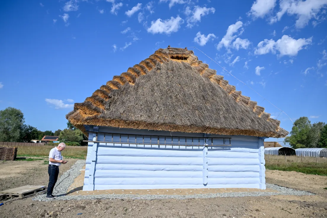 Nowe chaty w skansenie w Branicach
