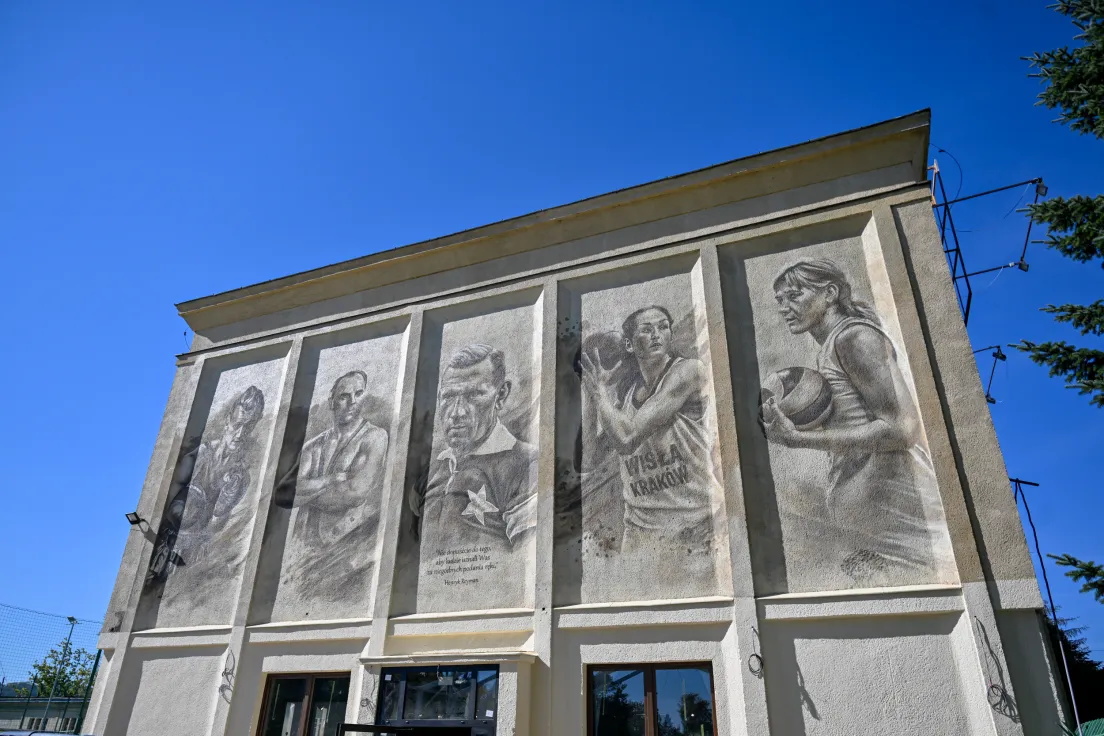 Mural na budynku TS Wisła