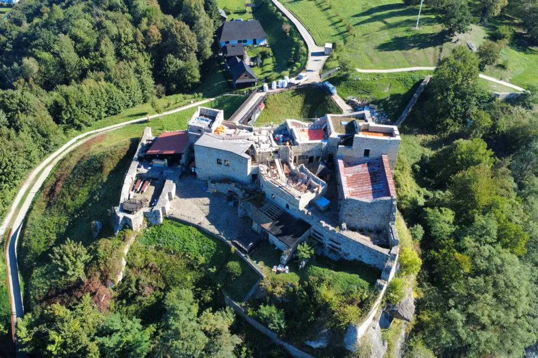 Prace - zamek w Dobczycach