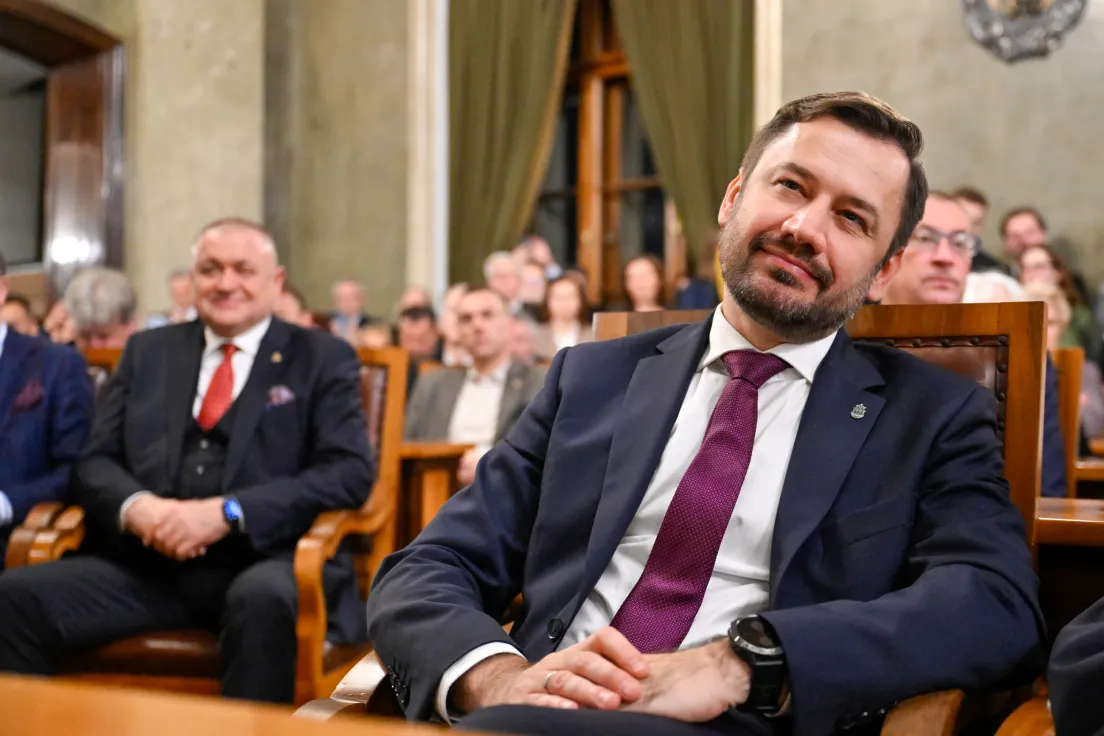 Aleksander Miszalski w trakcie ślubowania Łukasza Gibały na prezydenta Krakowa