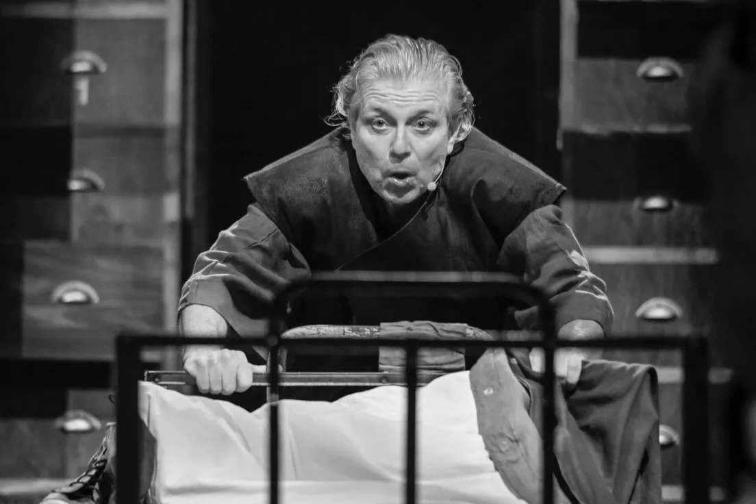 Przemysław Branny na deskach teatru Bagatela 