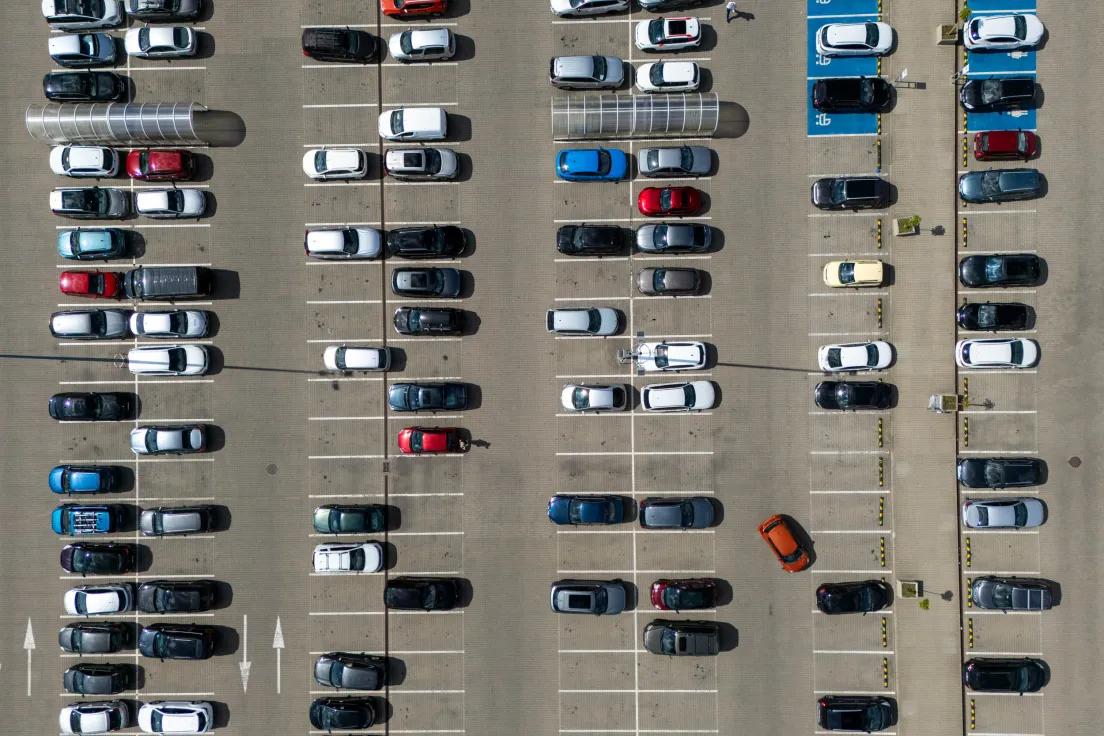 Parking samochodowy