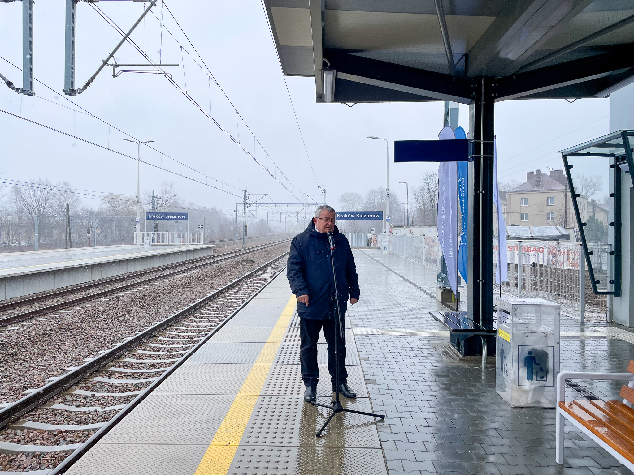 Minister infrastruktury Andrzej Adamczyk na stacji Kraków Bieżanów | fot. Patryk Salamon/LoveKraków.pl